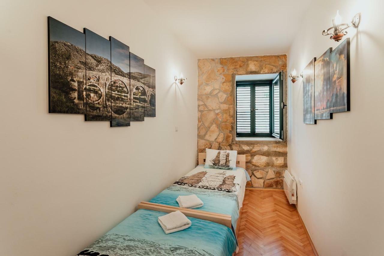 Stone House Herceg Novi Buitenkant foto